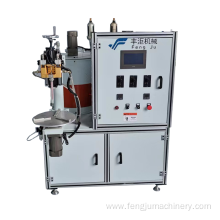 Pleating machine supply glue injection machine